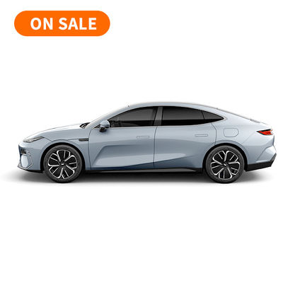 良い価格 2925mmホイールベース ジーリー・ギャラクシーE8 5ドア5人乗りEVカー 100%電動自動 左方向 初期シルバーエネルギー車両 オンライン