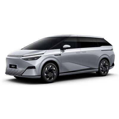 良い価格 Xpeng X9 エンド MPV の性能と技術に オンライン
