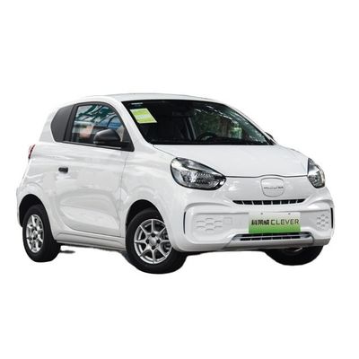 良い価格 2023年 大人用 ス텝カー ミニセダン 4人座 ROEWE CLEVER 311km NEDC 電子自動車 ティーンエイジャー用 バッテリー容量 29 Kwh オンライン