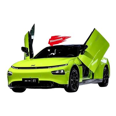 良い価格 2024 Xpeng P7 電動車 高速自動車 電動車 4輪 効率12.5kWh/100km オンライン