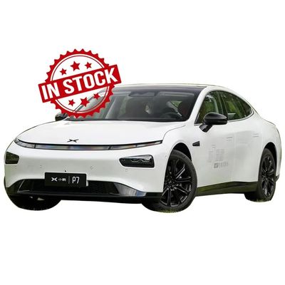 良い価格 60.2kWh バッテリー 高速電動車 Xpeng P7 エネルギー車 電気自動車 無料の高速充電器 オンライン