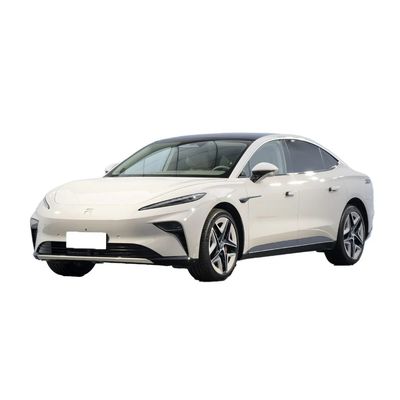 良い価格 フェイファンF7 4ドア5人座セダン 最速200km/h 純電気燃料 オンライン